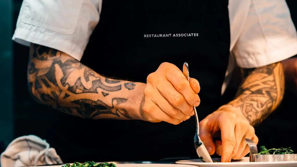 Restaurant Associates chef apron